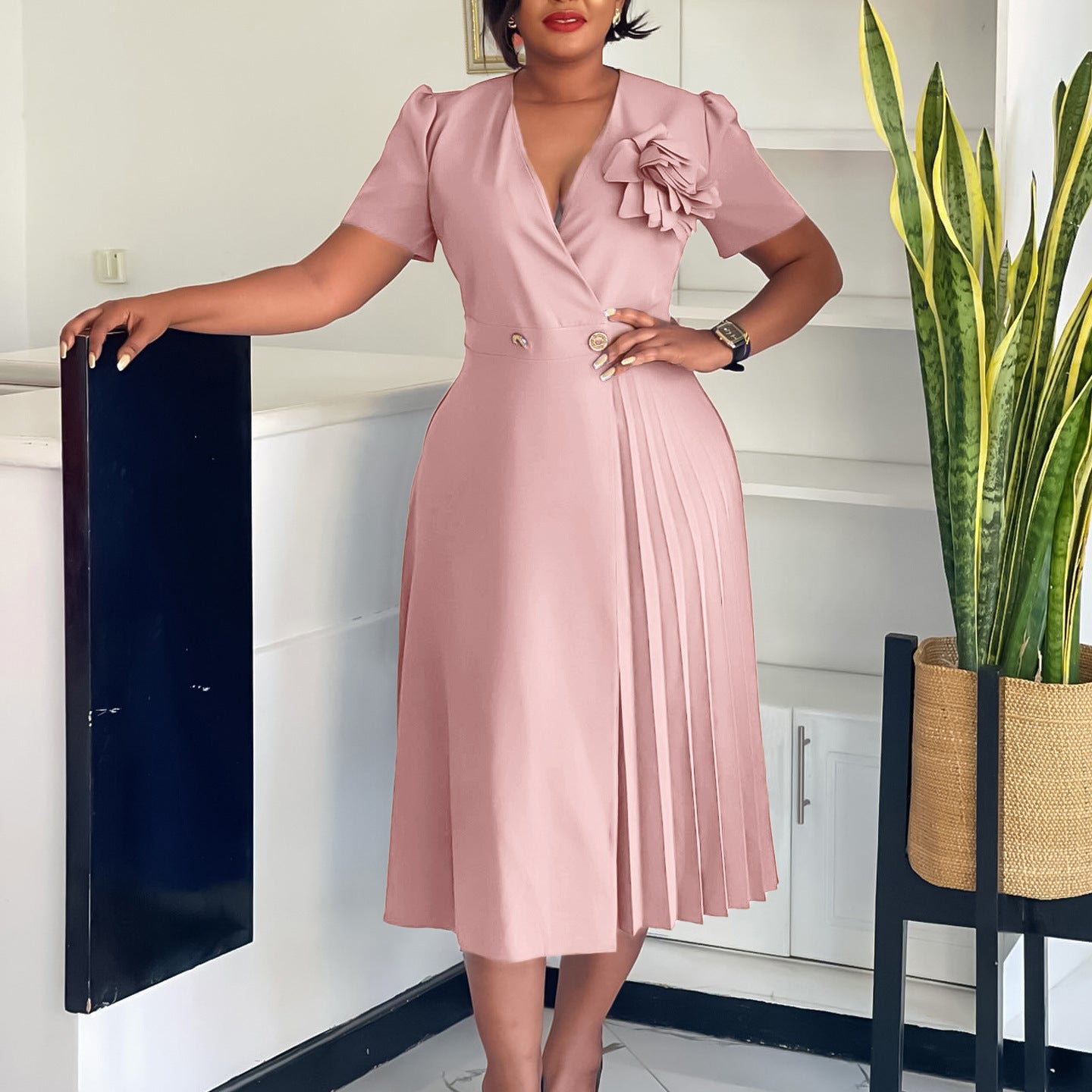 V-neck Fashion Short Sleeve Solid Color Elegant Dress
