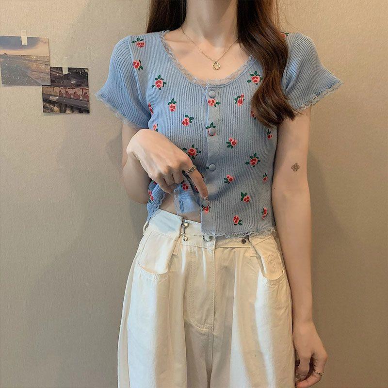 Age-reducing Floral Knitted Bottoming Shirt Short Sleeve
