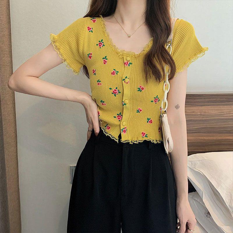 Age-reducing Floral Knitted Bottoming Shirt Short Sleeve