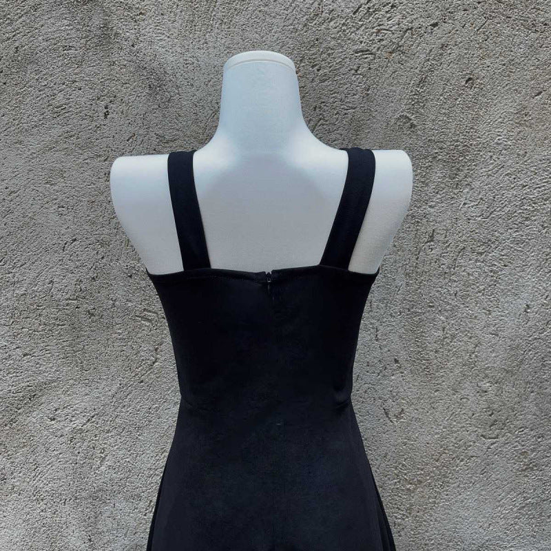 Three-dimensional Cut Black Dress SATINE Word Version