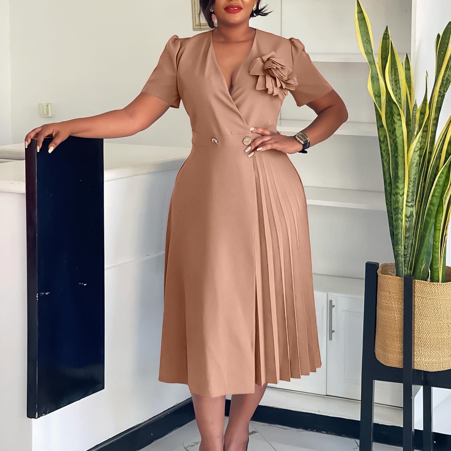 V-neck Fashion Short Sleeve Solid Color Elegant Dress